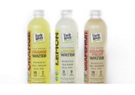 Uncle Matt’s 含果汁益生菌水：果汁、水和功能饮料的跨界产品